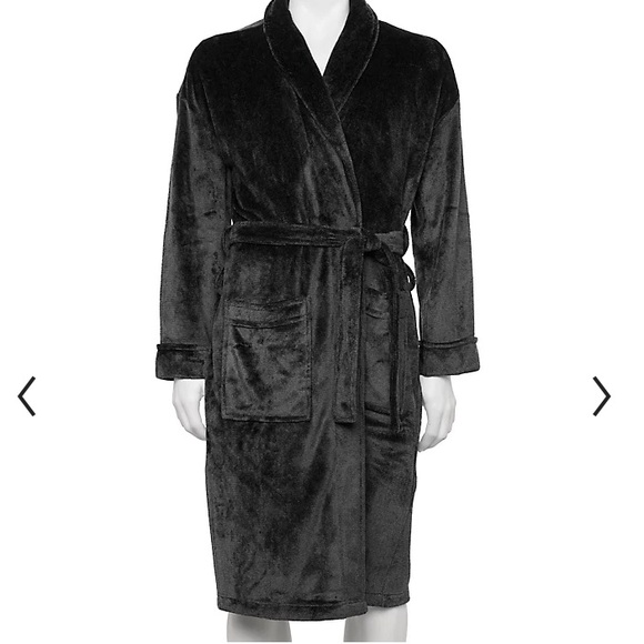 Other - Mens plush robe black s/m nwt